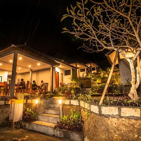 Singgahan Bungalow By Ecommerceloka Toyapakeh Ngoại thất bức ảnh