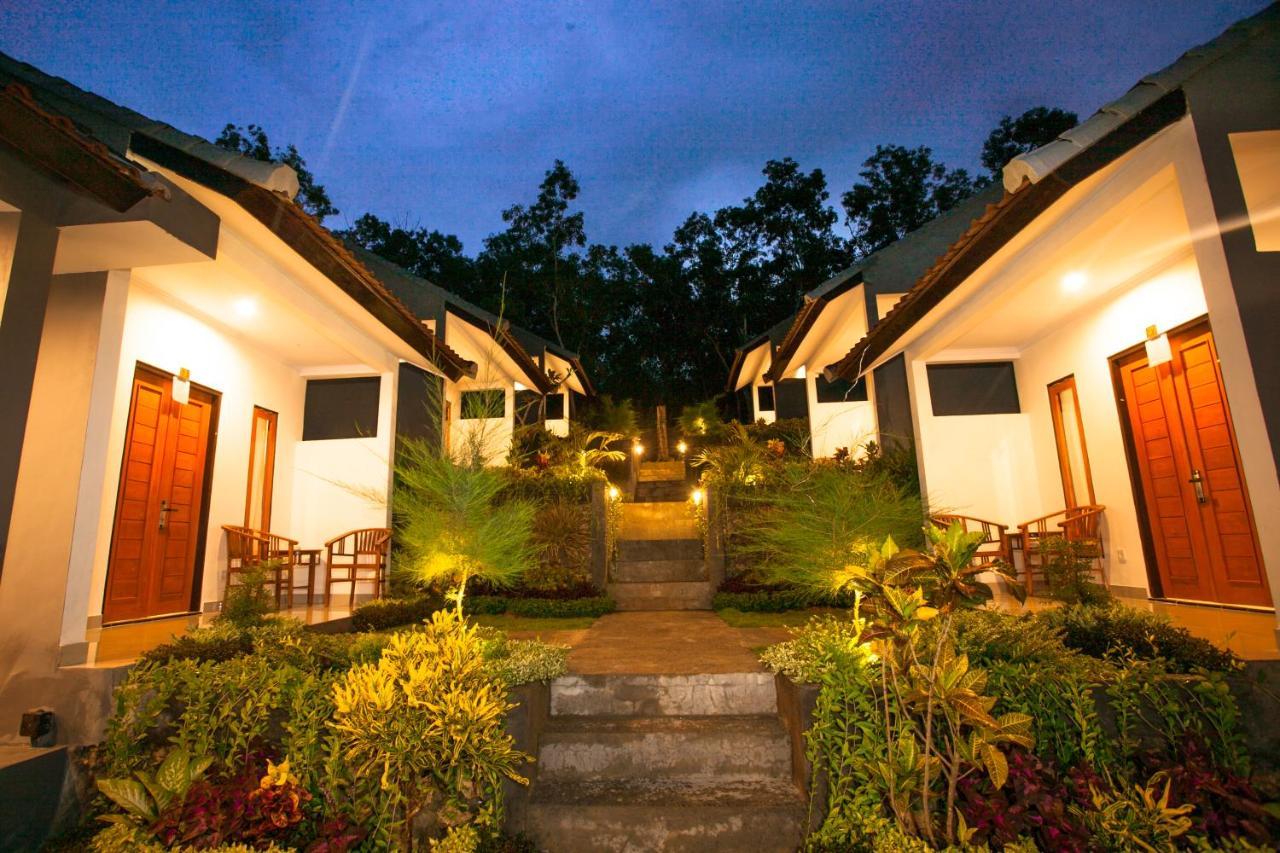 Singgahan Bungalow By Ecommerceloka Toyapakeh Ngoại thất bức ảnh